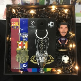 Conjunto Regalo Muñeco de Tres Piezas Fútbol Mbappé/Salah/Modrić